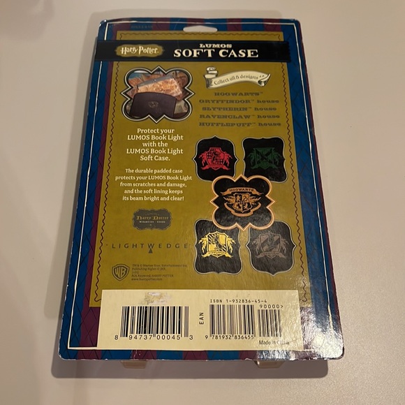 New Harry Potter Lumos soft case and book light - Picture 4 of 9